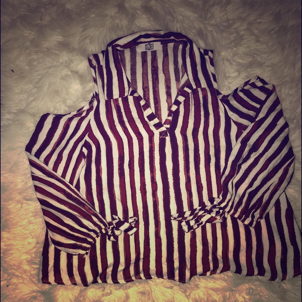 Colored blouse Wish anda whites stripes